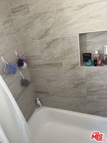 1068 McDonald Avenue, Wilmington, CA 90744