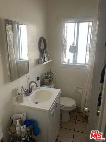 1068 McDonald Avenue, Wilmington, CA 90744