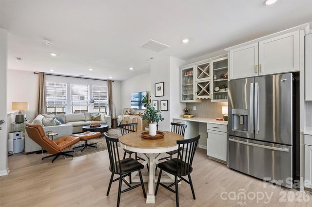 912 Mary Max Drive, Davidson, NC 28036