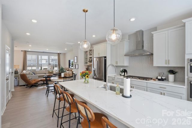 912 Mary Max Drive, Davidson, NC 28036