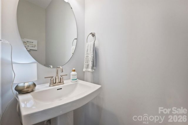 912 Mary Max Drive, Davidson, NC 28036