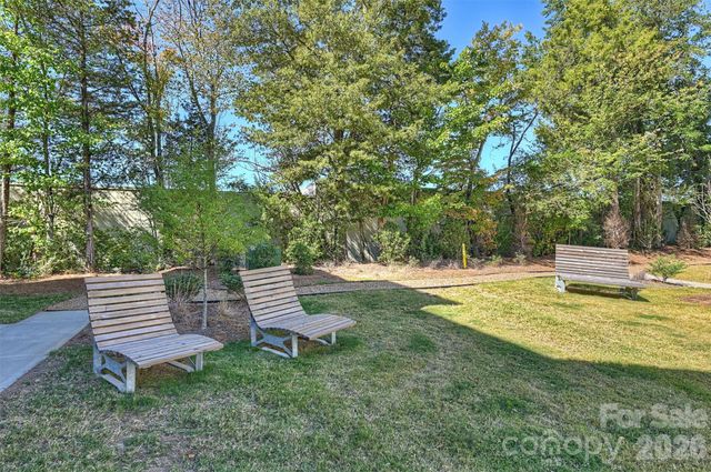 912 Mary Max Drive, Davidson, NC 28036