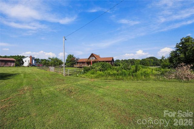8315 Harvell Road, Stanfield, NC 28163