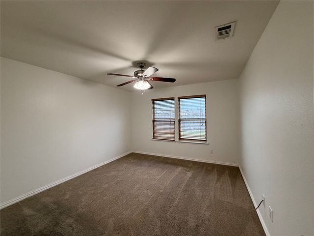 933 Newberry Trail, Fort Worth, TX 76120