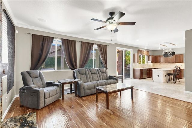 93 Autumn Day Street, Henderson, NV 89012