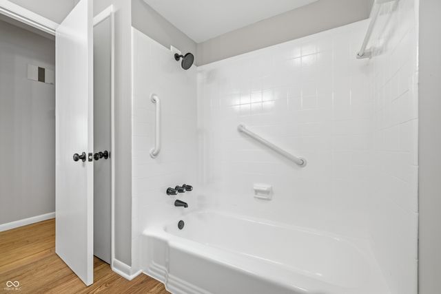 6219 Green Leaves Road, Indianapolis, IN 46220