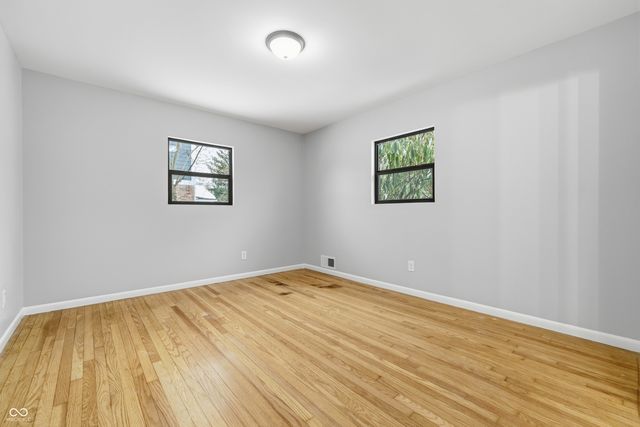 6219 Green Leaves Road, Indianapolis, IN 46220