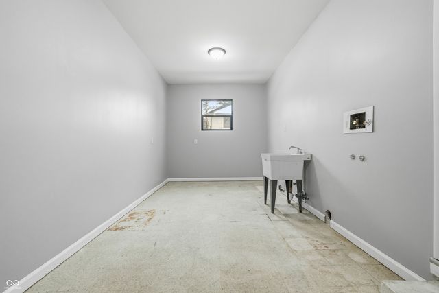 6219 Green Leaves Road, Indianapolis, IN 46220