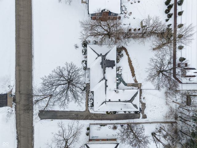 6219 Green Leaves Road, Indianapolis, IN 46220