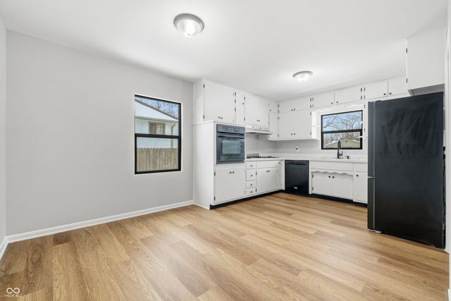 6219 Green Leaves Road, Indianapolis, IN 46220