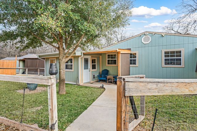 575 County Road 3581, Paradise, TX 76073