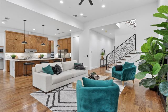 1727 Ramsey, Dallas, TX 75216