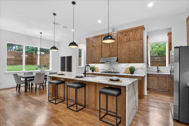 1727 Ramsey, Dallas, TX 75216