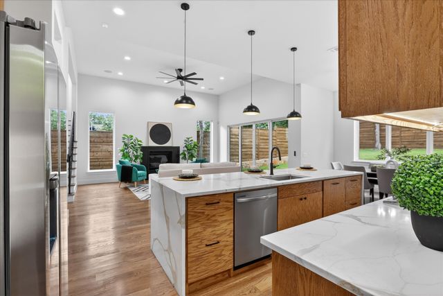 1727 Ramsey, Dallas, TX 75216
