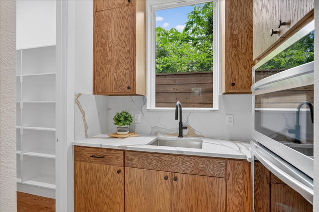 1727 Ramsey, Dallas, TX 75216