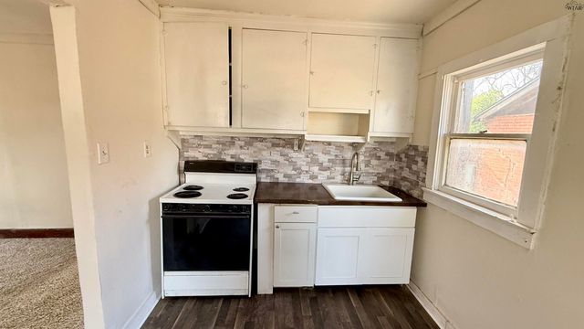 2215 ROBERTS AVENUE, Wichita Falls, TX 76301