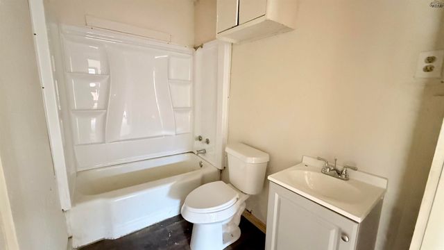 2215 ROBERTS AVENUE, Wichita Falls, TX 76301