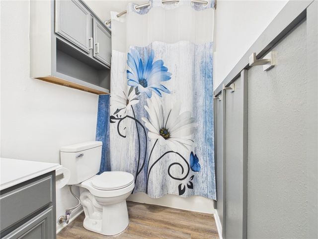 400 Pronghorn Loop, College Station, TX 77845