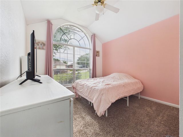 400 Pronghorn Loop, College Station, TX 77845