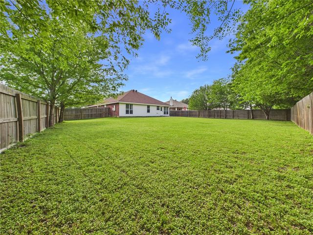 400 Pronghorn Loop, College Station, TX 77845