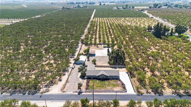 6143 Olive Avenue, Winton, CA 95388
