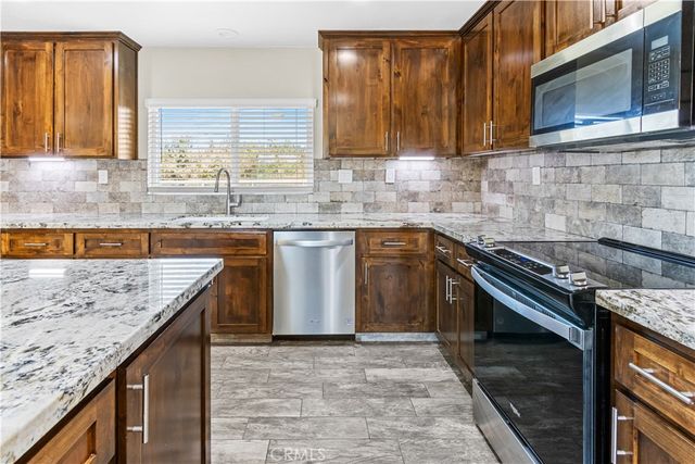 6143 Olive Avenue, Winton, CA 95388