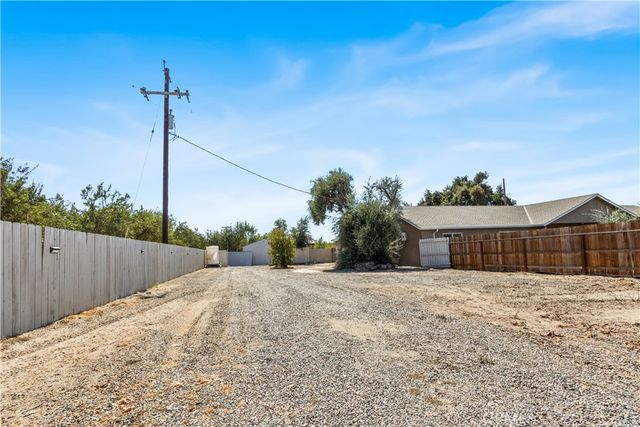 6143 Olive Avenue, Winton, CA 95388