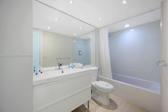 19370 Collins Ave 916, Sunny Isles Beach, FL 33160