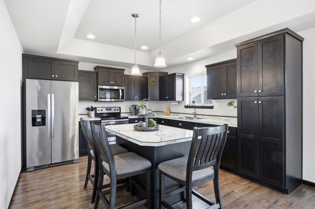 2742 Divide Street W, West Fargo, ND 58078