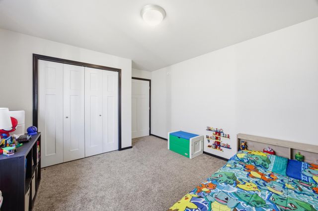 2742 Divide Street W, West Fargo, ND 58078