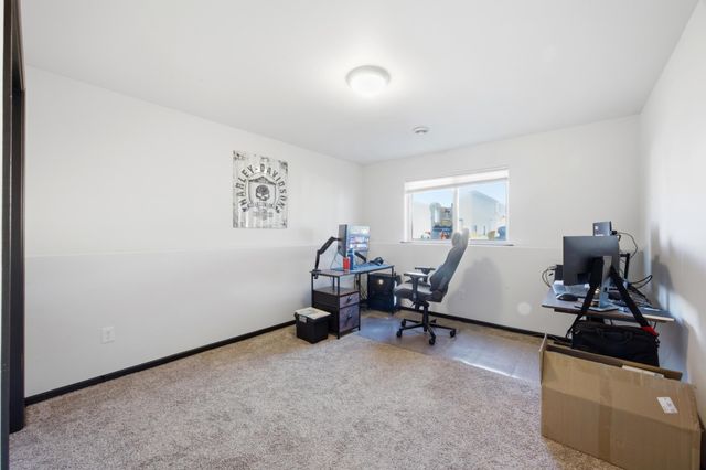 2742 Divide Street W, West Fargo, ND 58078