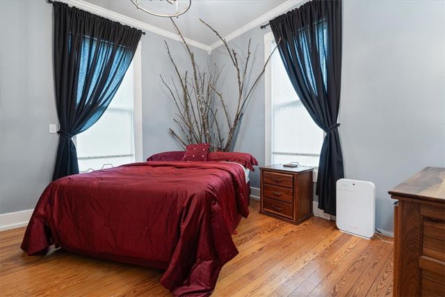 233 Spring Street, Eureka Springs, AR 72632