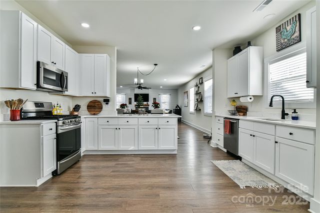 52 N Christie Court, Fletcher, NC 28732