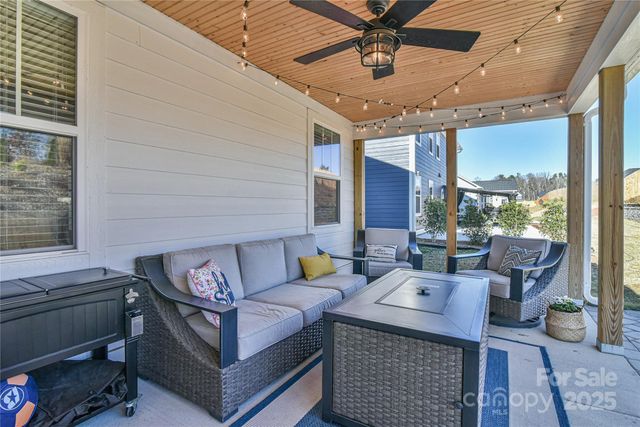 52 N Christie Court, Fletcher, NC 28732