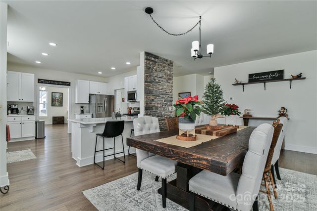 52 N Christie Court, Fletcher, NC 28732