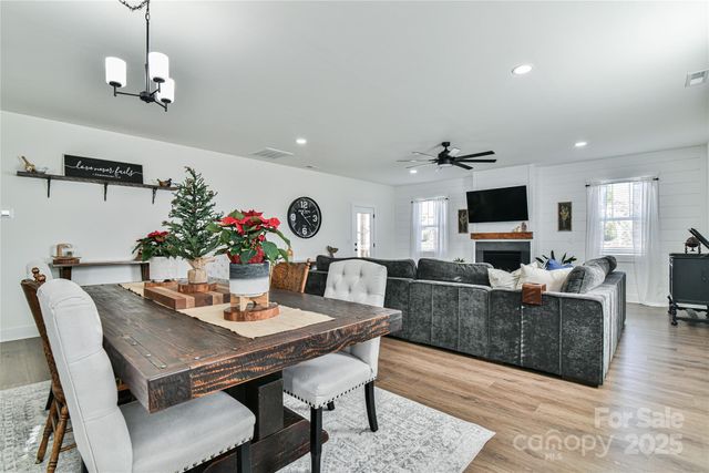 52 N Christie Court, Fletcher, NC 28732