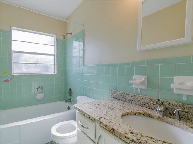 3815 NW 45TH STREET, Gainesville, FL 32606