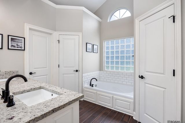 32468 Magnolia Ct, Denham Springs, LA 70706