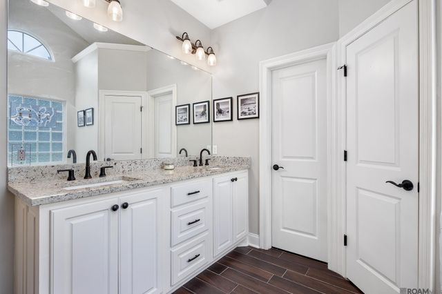 32468 Magnolia Ct, Denham Springs, LA 70706