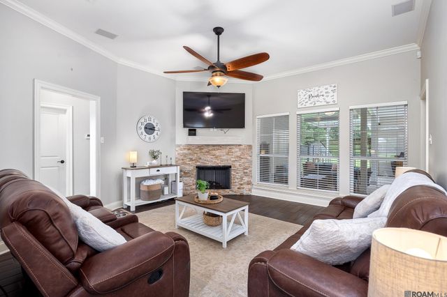 32468 Magnolia Ct, Denham Springs, LA 70706