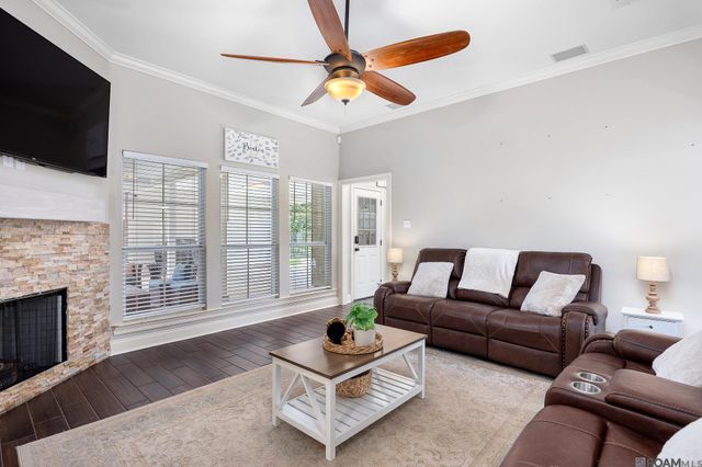 32468 Magnolia Ct, Denham Springs, LA 70706