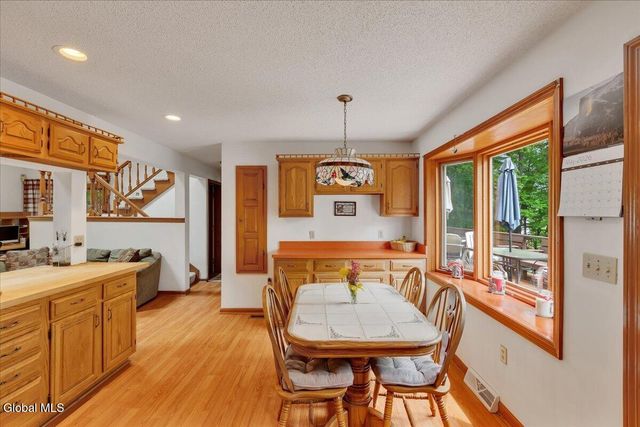 64 Ford Road, Troy, NY 12180
