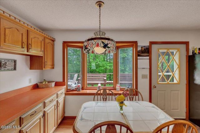 64 Ford Road, Troy, NY 12180