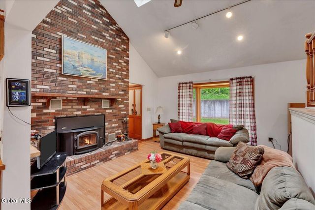 64 Ford Road, Troy, NY 12180
