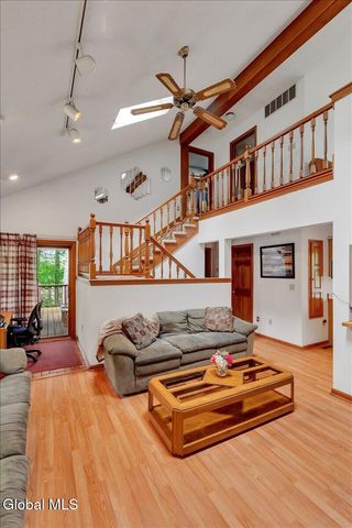 64 Ford Road, Troy, NY 12180