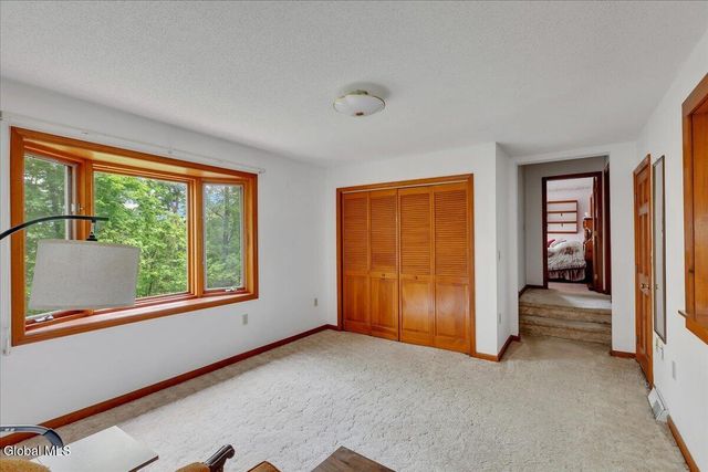 64 Ford Road, Troy, NY 12180