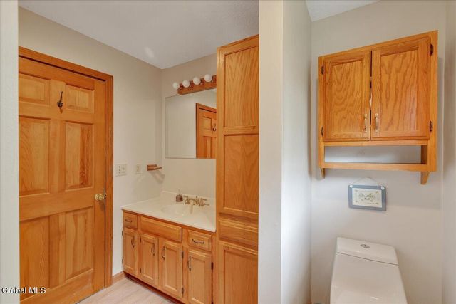 64 Ford Road, Troy, NY 12180