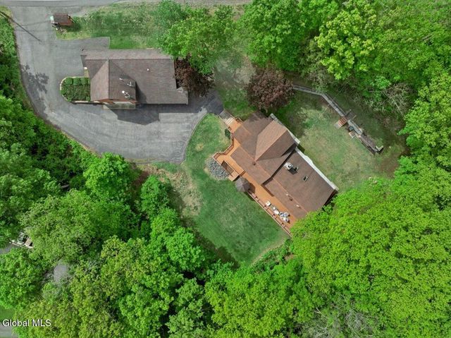 64 Ford Road, Troy, NY 12180