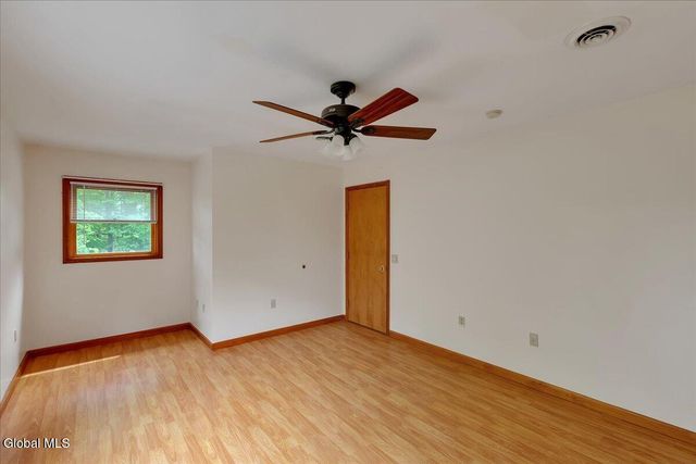 64 Ford Road, Troy, NY 12180