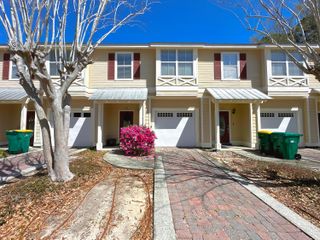 401 Twin Lakes Lane, Destin, FL 32541